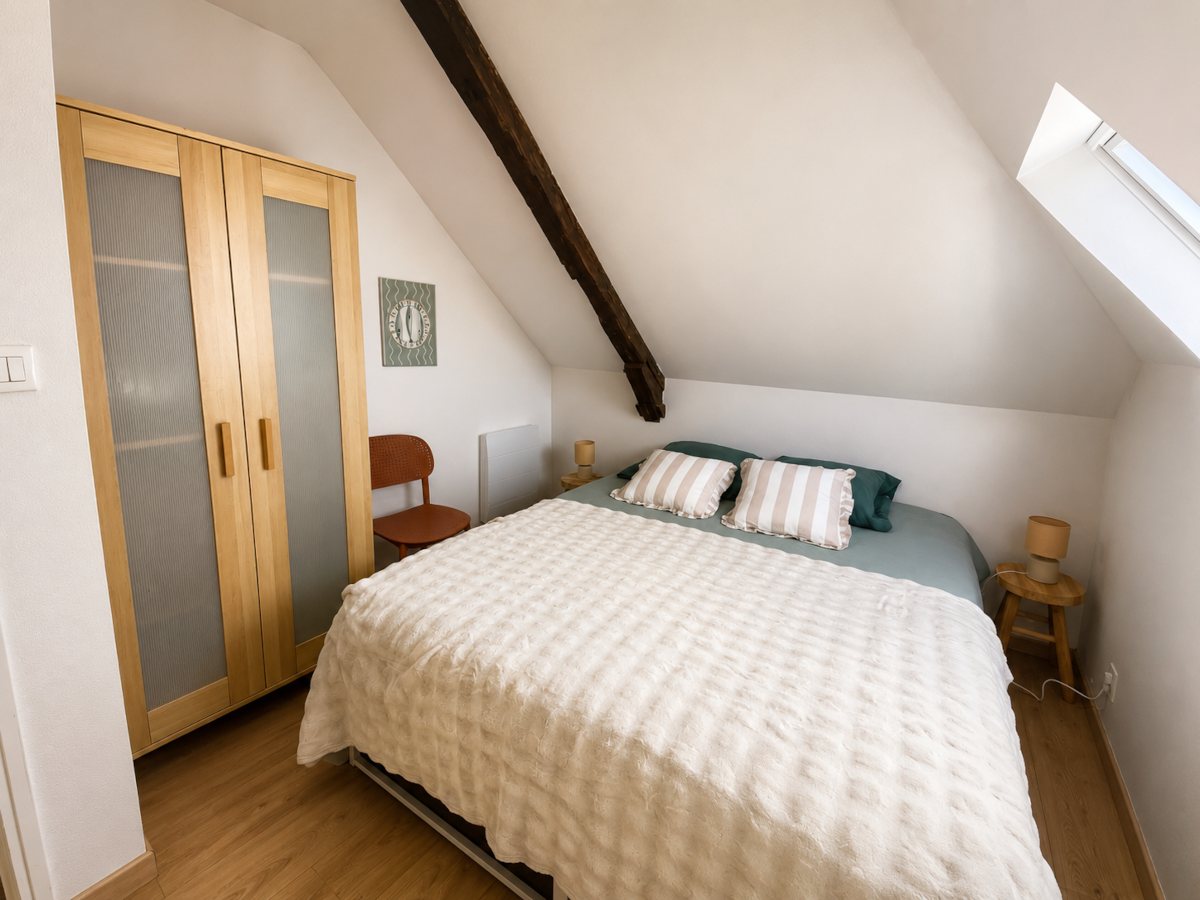 Chambre avec lit queen size